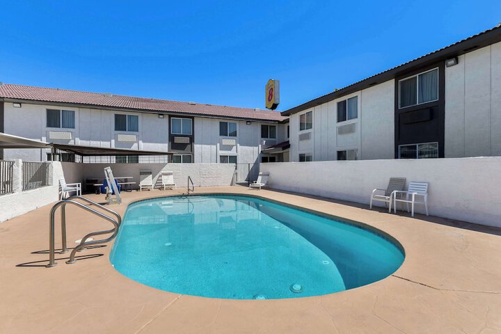 Super 8 by Wyndham Goodyear / Phoenix Area