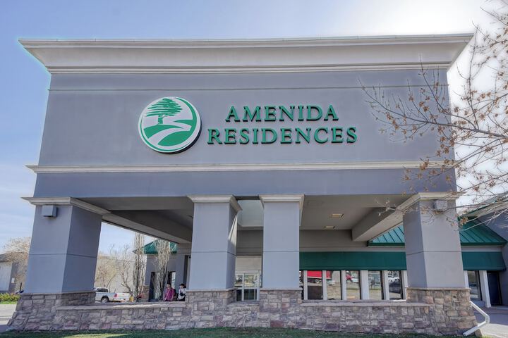 Amenida Residences