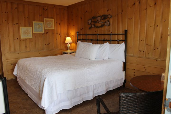 Room 21 of 36
