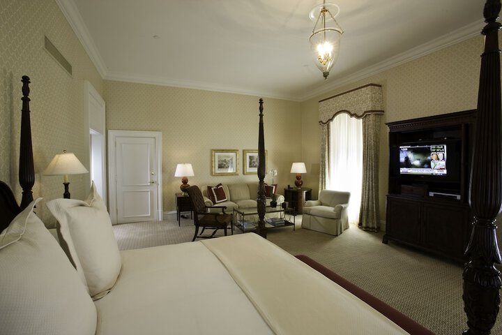 Capital Hotel