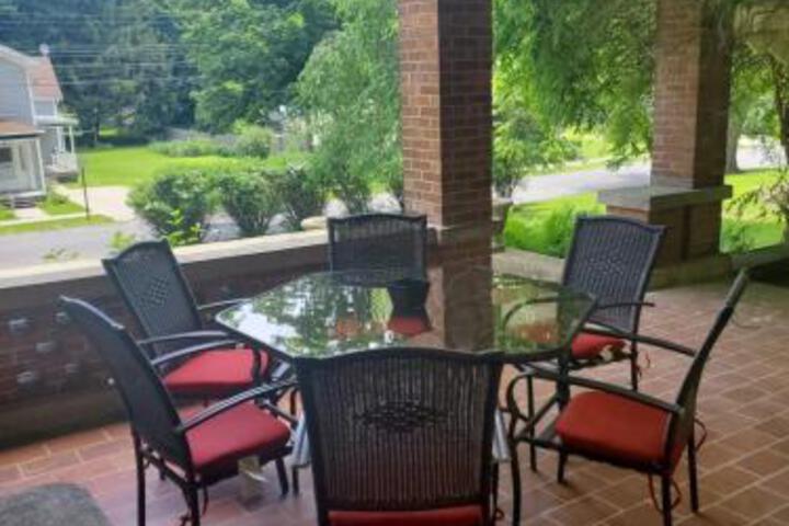 Cook Mansion Bed and Breakfast