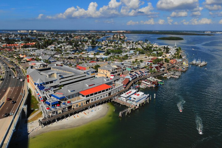 Surf Beach Treasure Island Resort