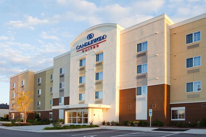 Hotel 7 of 40