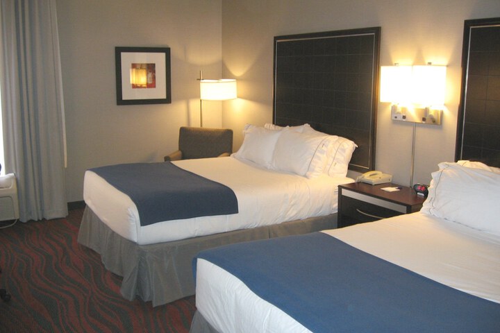Room 14 of 23