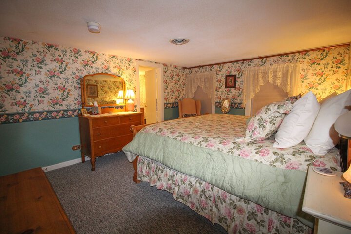 Room 42 of 66