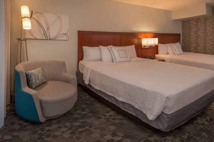 Room 15 of 24