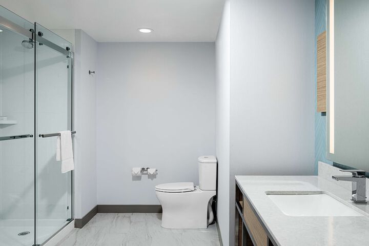 Room 16 of 45