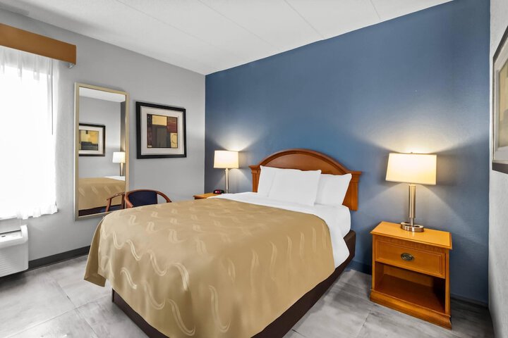 Quality Inn & Suites CVG Airport