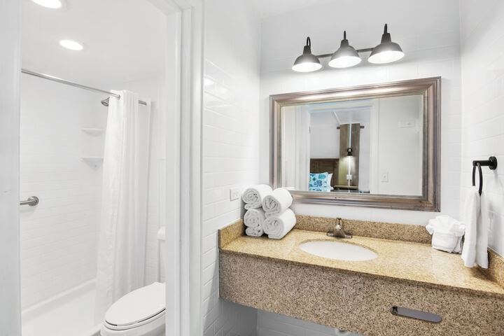 Coconut Cay Resort & Marina