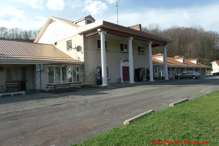Hotel 2 of 111