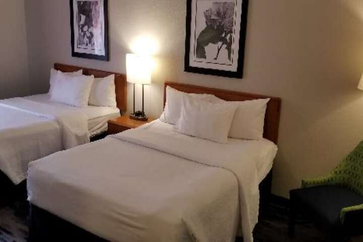 Room 21 of 37