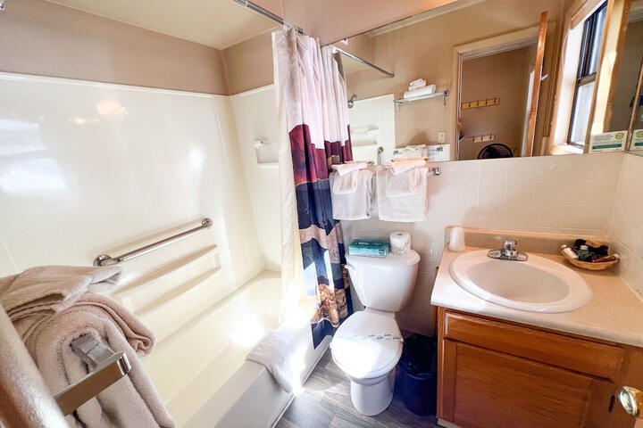 Room 179 of 261