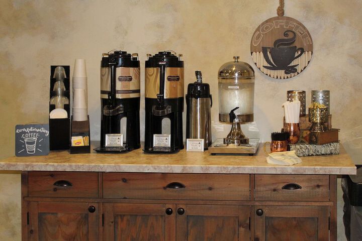 Breakfast/Coffee Service 80 of 91