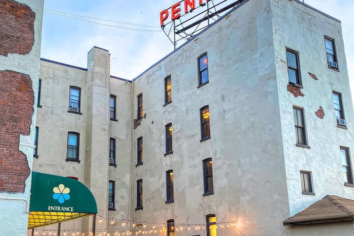 Hotel Exterior 43 of 43