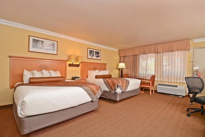 Room 122 of 149