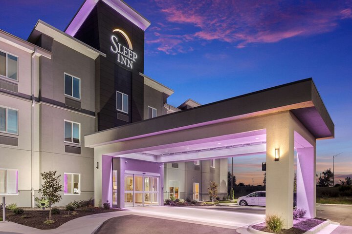 Hotel 2 of 28