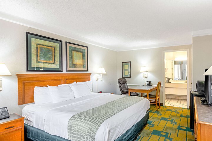 Rodeway Inn Huntsville West
