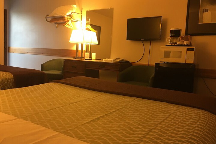 Room 27 of 101