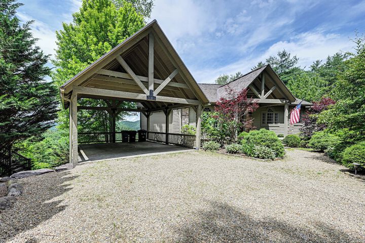 Water Views! Group-friendly Lake Glenville Home