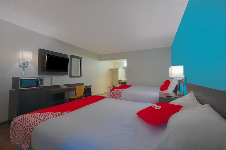 Room 71 of 103