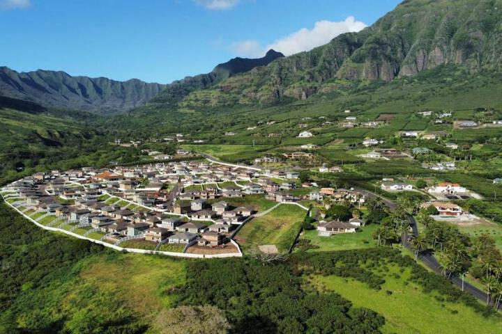 Kalo Homes - Coastal island haven