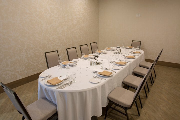 Dining 83 of 108