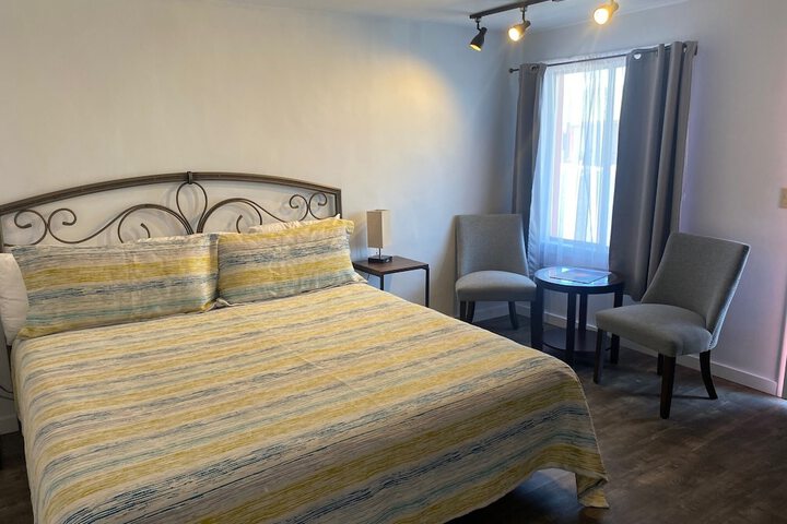 Room 47 of 62