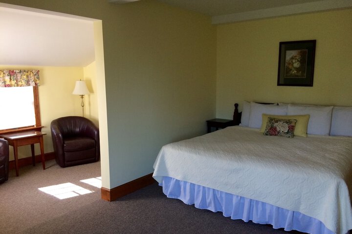 Room 17 of 30