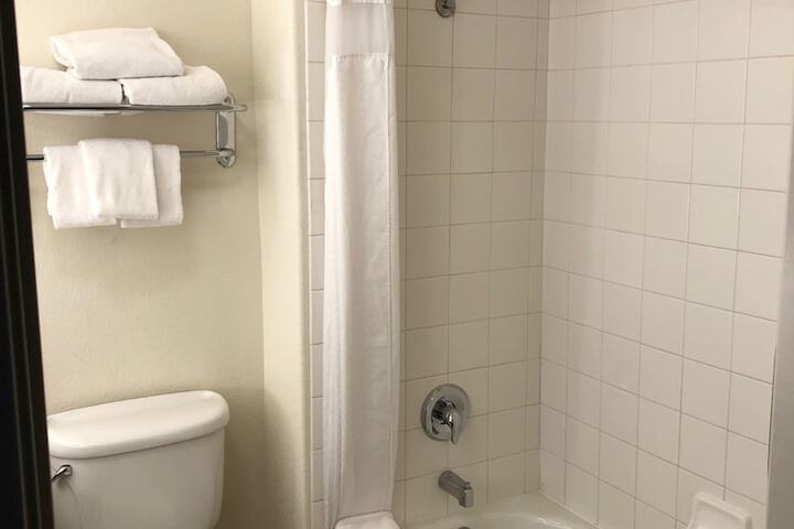 Room 12 of 53