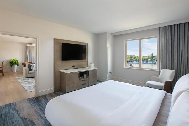 The Westin Sacramento Riverfront Hotel & Spa