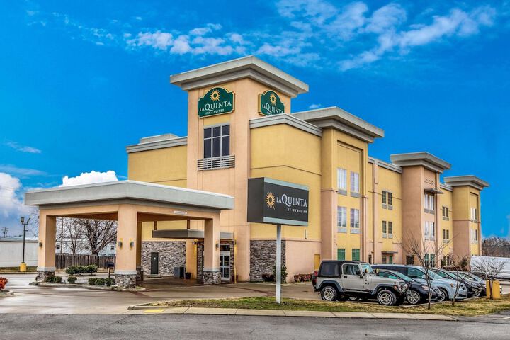 Hotel 4 of 42