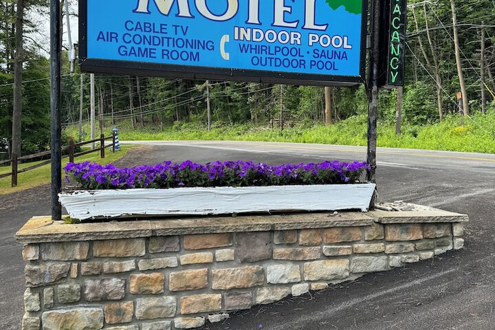 Hotel 3 of 86