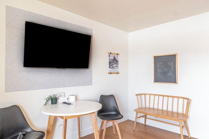 Room 30 of 120