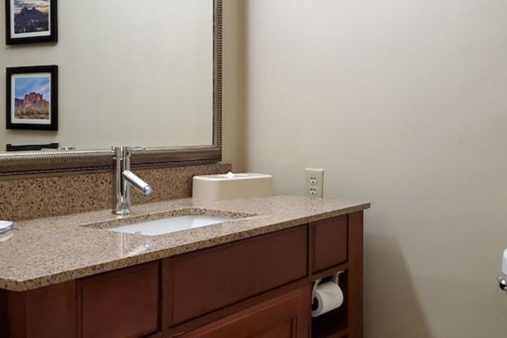 Room 63 of 112