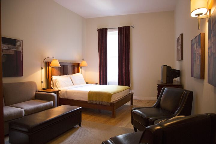 Room 3 of 13