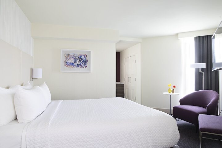 Room 50 of 115