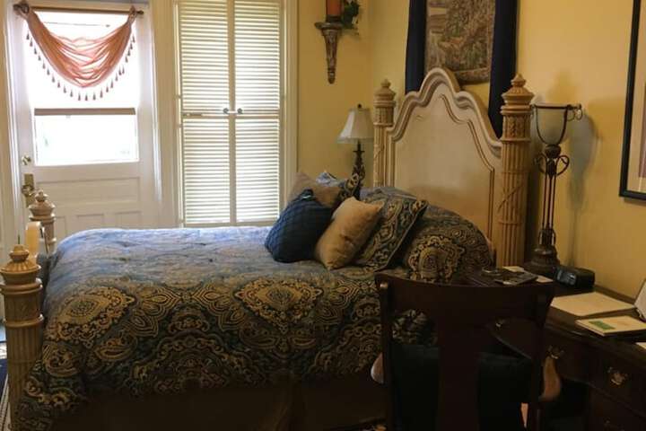 Room 30 of 54