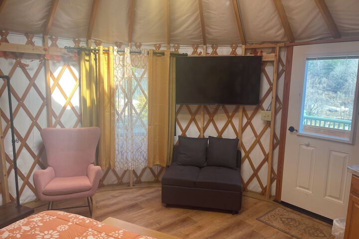 Mountain Aire Cottages Inn & Glamping