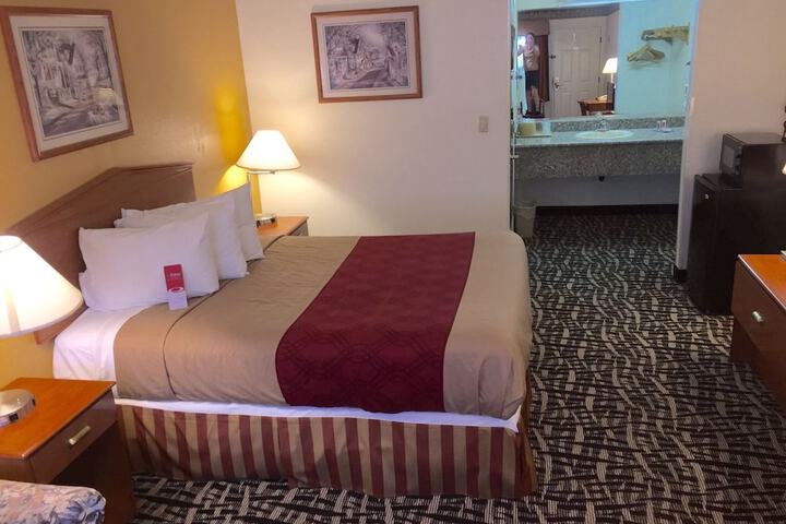 Executive Inn