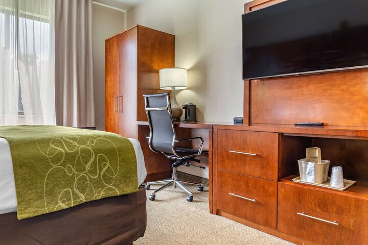 Room 30 of 44
