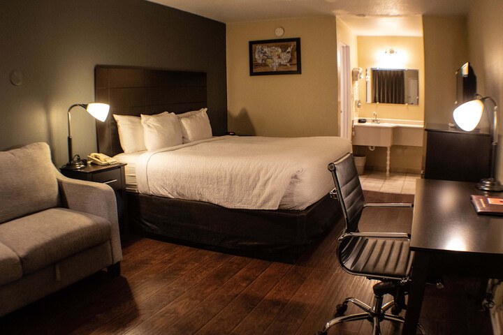 Econo Lodge I-40 exit 286 Holbrook