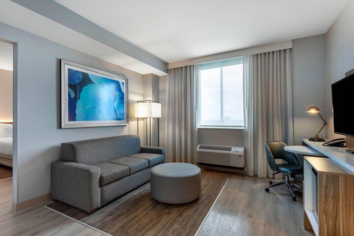 Wyndham Garden Miami International Airport
