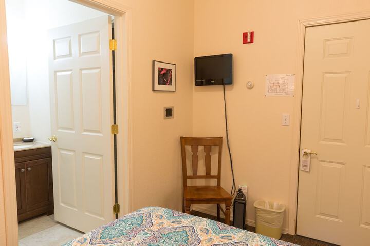 Room 74 of 94