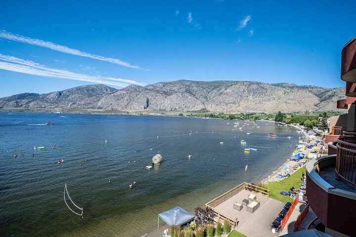 Holiday Inn Hotel & Suites Osoyoos by IHG