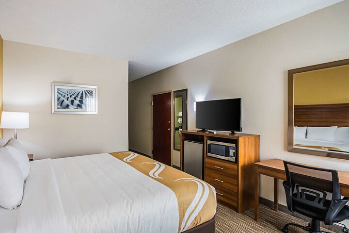 Room 29 of 61