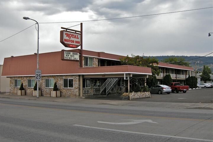 Hotel 4 of 26