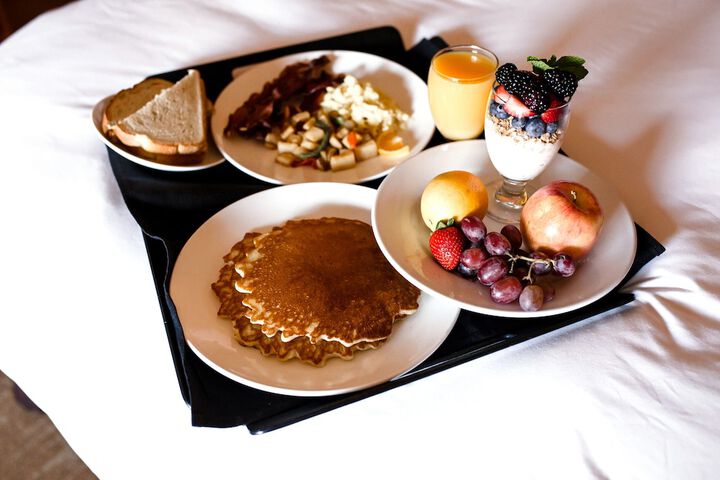 Breakfast/Coffee Service 31 of 44