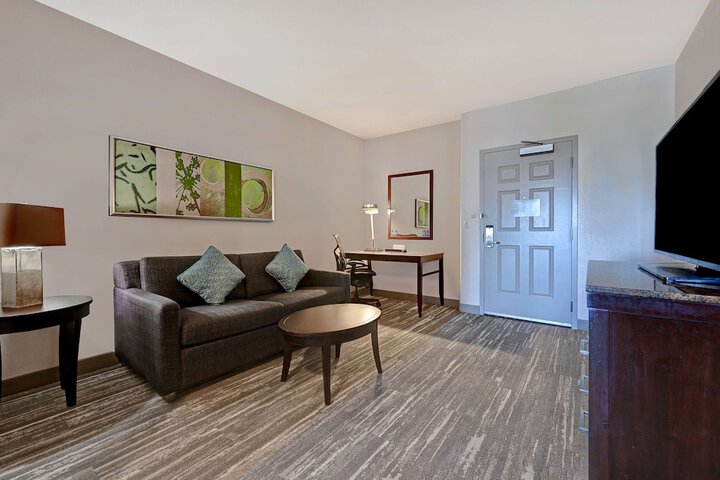 Room 12 of 70