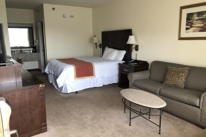 Room 18 of 34