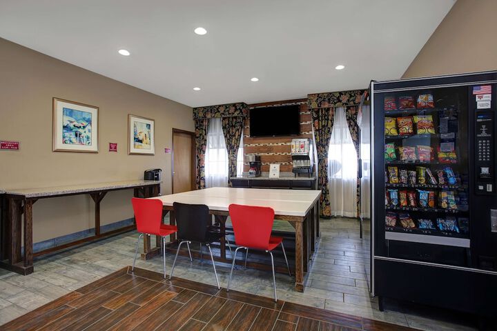 Hotel Interior 11 of 48